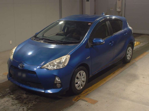 2012 Toyota Aqua NHP10[0]