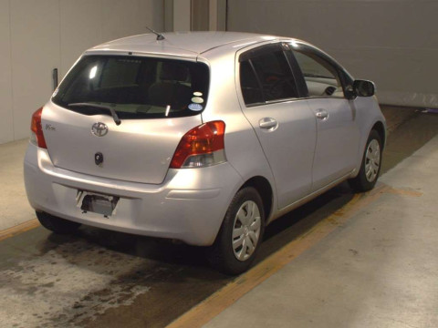 2010 Toyota Vitz KSP90[1]