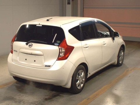 2013 Nissan Note E12[1]