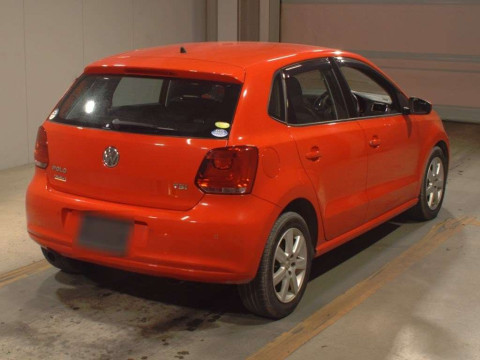 2011 Volkswagen Polo 6RCBZ[1]