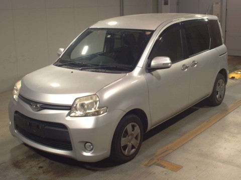 2014 Toyota Sienta NCP81G[0]