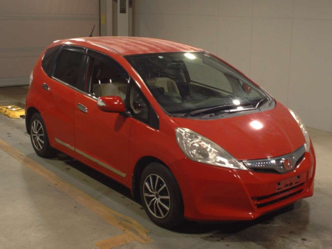 2012 Honda Fit Hybrid GP1[1]