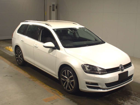 2014 Volkswagen Golf Variant AUCHP[2]