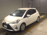 2017 Toyota Vitz