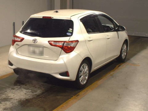 2017 Toyota Vitz NSP130[1]