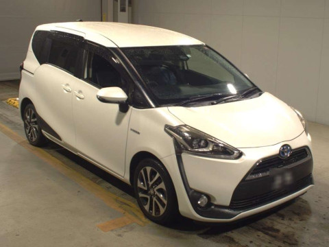 2016 Toyota Sienta NHP170G[2]