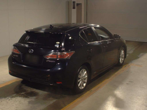 2011 Lexus CT ZWA10[1]