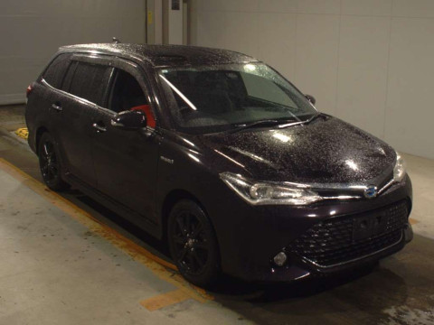 2015 Toyota Corolla Fielder NKE165G[2]