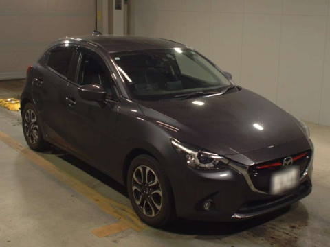 2015 Mazda Demio DJ5FS[1]