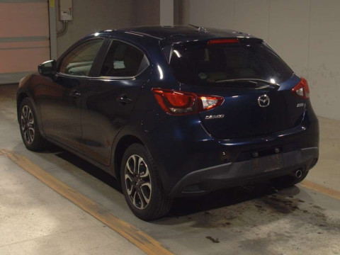 2015 Mazda Demio DJ5FS[2]