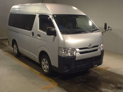 2018 Toyota Hiace Van TRH200K[2]