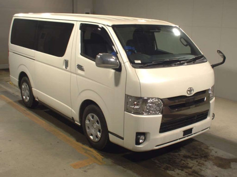 2019 Toyota Hiace Van GDH201V[2]