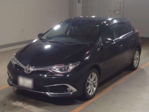 2017 Toyota Auris NZE181H[0]