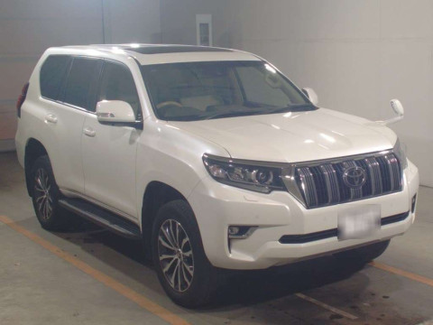 2021 Toyota Land Cruiser Prado TRJ150W[2]