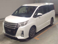 2014 Toyota Noah