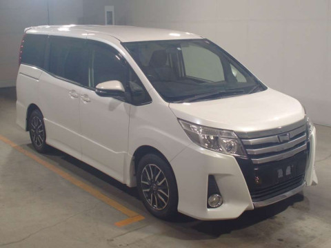 2014 Toyota Noah ZRR80W[2]