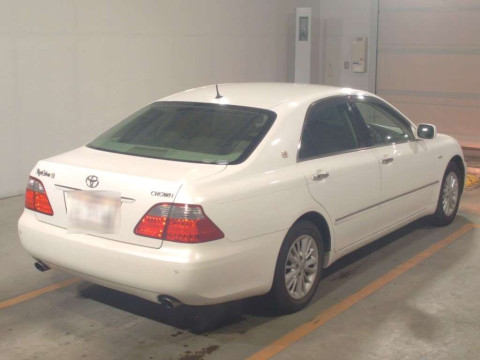 2006 Toyota Crown GRS182[1]