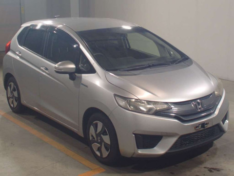 2014 Honda Fit Hybrid GP5[2]