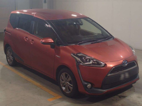 2016 Toyota Sienta NHP170G[2]