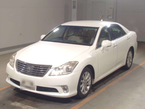 2010 Toyota Crown GRS202[0]