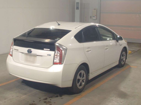 2013 Toyota Prius ZVW30[1]