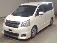 2009 Toyota Noah