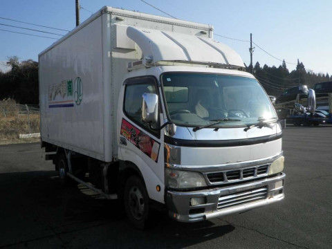 2005 Hino DUTRO XZU411M[2]