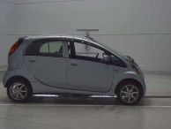 2013 Mitsubishi I-Miev