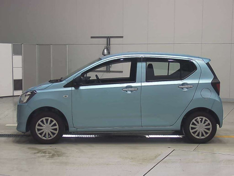 2021 Daihatsu Mira es LA350S[1]