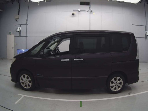 2013 Nissan Serena HFC26[1]