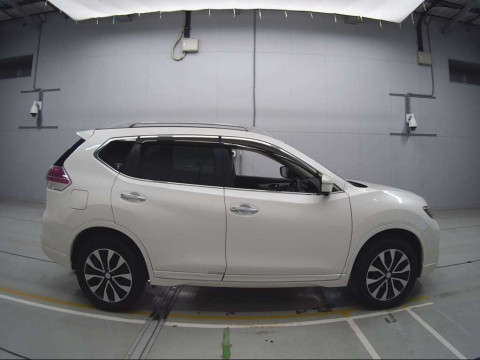 2015 Nissan X-Trail NT32[0]