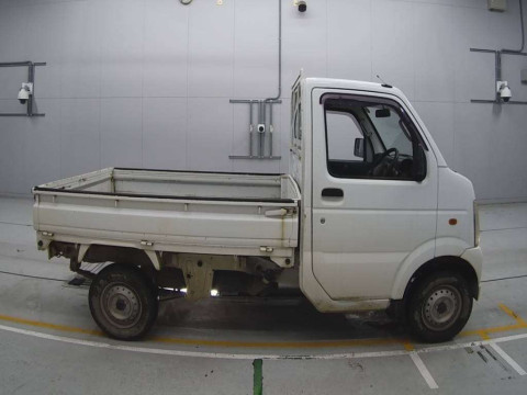 2011 Suzuki Carry Truck DA63T[1]