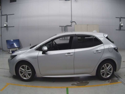 2018 Toyota Corolla Sports ZWE211H[1]