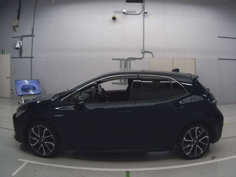 2018 Toyota Corolla Sports ZWE211H[1]