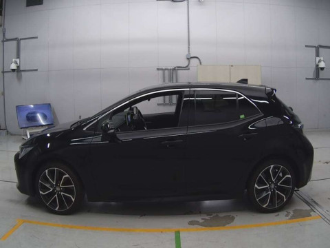 2021 Toyota Corolla Sports ZWE213H[1]