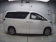 2013 Toyota Vellfire Hybrid