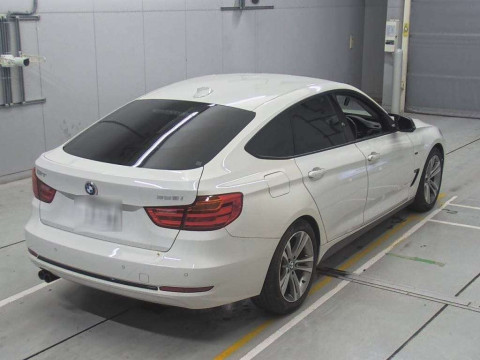 2013 BMW 3 Series 3X28[1]