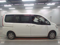 2008 Nissan Serena