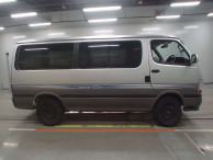 2001 Toyota Hiace Van