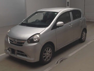 2012 Daihatsu Mira es