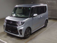 2020 Daihatsu Tanto Custom