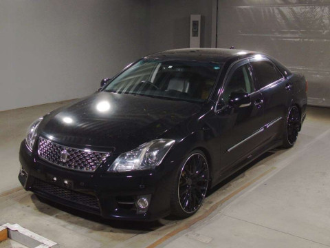 2010 Toyota Crown GRS200[0]