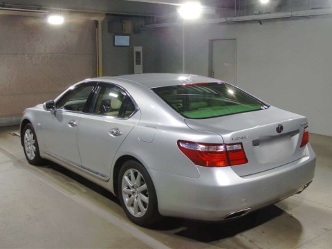 2007 Lexus LS UVF45[1]