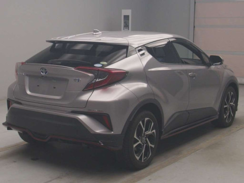 2019 Toyota C-HR ZYX10[1]