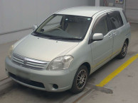 2005 Toyota Raum