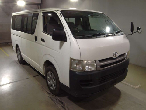 2008 Toyota Regiusace Van KDH206V[2]