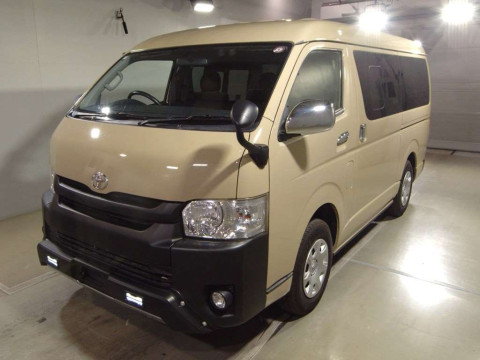 2016 Toyota Regiusace Van TRH216K[0]