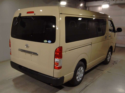 2016 Toyota Regiusace Van TRH216K[1]