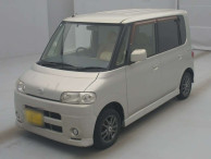 2004 Daihatsu Tanto