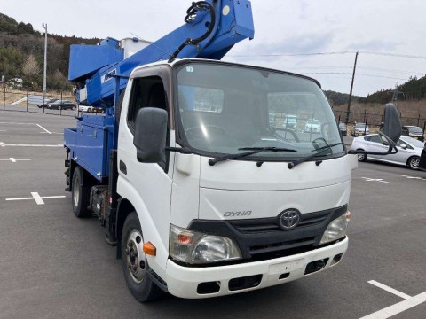 2012 Toyota Toyoace Truck XZU600A[2]